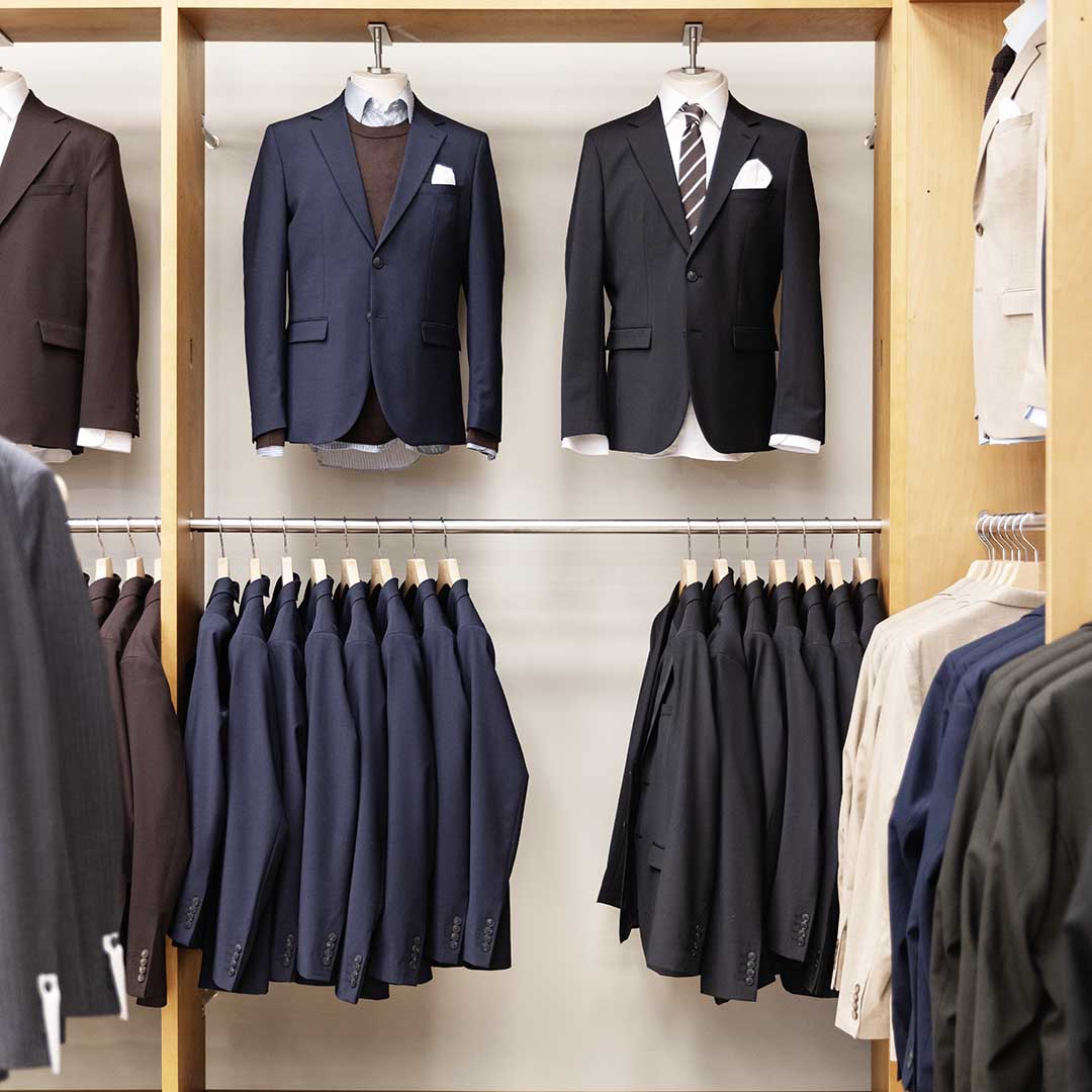 Flotte jakkesæt i forskellige farver fra Selected på Frederiksberg.